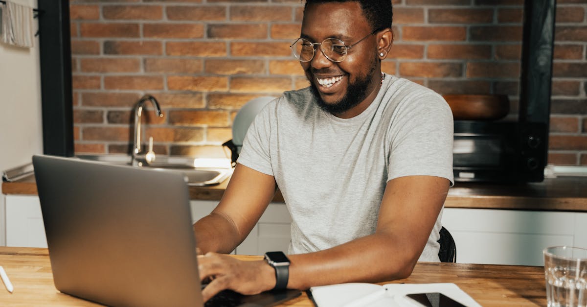 Can I teach myself affiliate marketing?